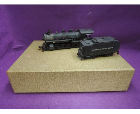 A Samhongsa Sunset Models HO scale Southern Pacific Lines 2-10-0 loco & tender 899, boxed D1