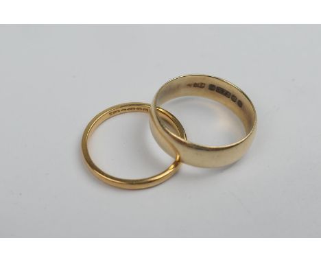 22ct gold wedding ring, size Q, weight approx. 3g; also a 9ct gold wedding ring, size R/S, weight approx. 4.1g (2) (NB: Condi