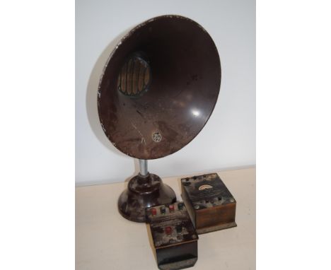 Horn Speaker / Separator Units, a B T-H free standing type C2 Form C, Bakelite base with metal horn, generally good condition