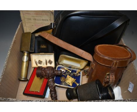 A Luma monocular, brown leather case; a World War One trench art matchbox sleeve, Arras Somme 1914-18;  cuff links; enamelled