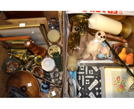 Boxes and Objects - a cloisonne enamel owl; another, smaller; others ; a covered Prescott mantel clock; an onyx swan; a minat