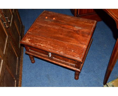A HARDWOOD TABLE TOP LEDGER DESK