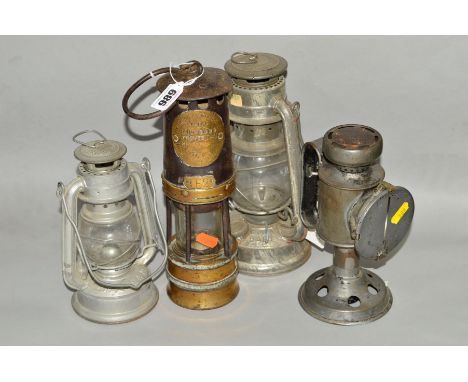 A HAILWOOD &amp; ACKROYD OF LEEDS HAILWOODS APPROVED MINERS LAMP, type 01B, plaque with No.152 affixed to front, a single asp