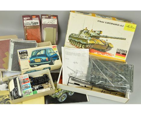 A BOXED HELLER LEOPARD A2 TANK PLASTIC CONSTRUCTION KIT, No.822, 1/35 scale, contents not checked but appears largely complet