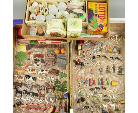 A QUANTITY OF ASSORTED PLAYWORN BRITAINS AND OTHER HOLLOWCAST AND PLASTIC FIGURES, ANIMALS AND ACCESSORIES, to include Britai