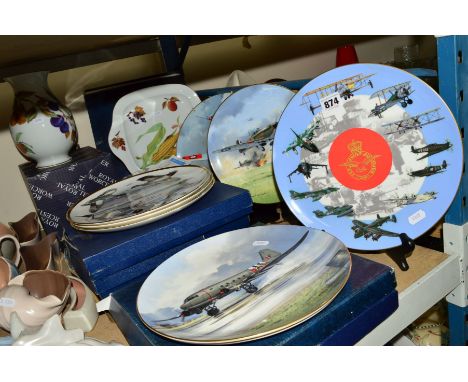 VARIOUS COLLECTORS PLATES ETC, to include two boxed Royal Worcester 'Botanic Garden' items, three boxed Coalport limited edit