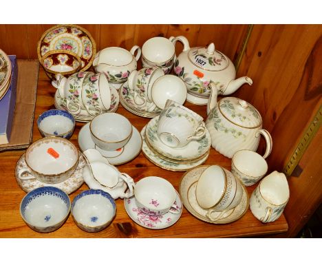 VARIOUS TEAWARES to include Wedgwood 'Hathaway Rose' part teaset (sd to jug), Minton 'Greenwich' tea for two, Spode 'Fleur de