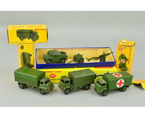 A BOXED DINKY TOYS 25-POUNDER FIELD GUN SET, No.697, complete and in very lightly playworn condition in a yellow lidded box w