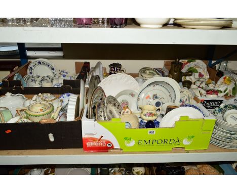 FIVE BOXES AND LOOSE CERAMIC TEA/DINNERWARES, to include Midwinter part Marquis of Queensberry teawares, Limoges (sd), etc