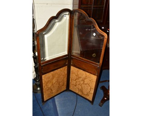 AN EDWARDIAN MAHOGANY DOUBLE FOLD SCREEN with bevelled glass panels and adjustable shelf, width 92cm x height 127cm