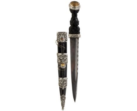 A FINE GLASGOW HALLMARKED SILVER PRESENTATION SCOTTISH DIRK OF CAMERONIAN INTEREST, 24.5cm blade with faceted back edge and s