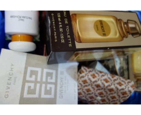 A COLLECTION OF VINTAGE PERFUME to include Givenchy and similar products