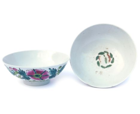 Two 20thC Chinese famille rose porcelain bowls, one painted with flowers, internally with fruit, printed seal mark, 15.5cm wi