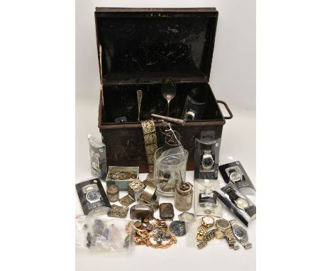 A TIN BOX WITH ASSORTED ITEMS, to include a quantity of boxed gents quartz fashion wristwatches, a gents 'Citizen Quartz' wat