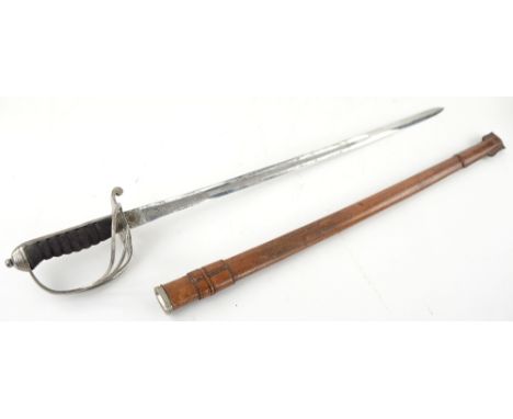 Early 20th Century artillery officers sword with engraved blade 84 cm blade, with leather scabbard.    