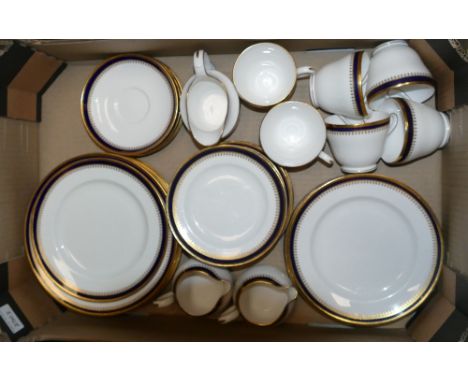 Spode Y5783 Cobolt Blue &amp; Gilt decorated tea and dinnerware: 