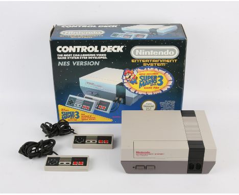 Nintendo Entertainment System - NES - Boxed. This lot contains a boxed Nintendo Entertainment System, Nintendo's first home c