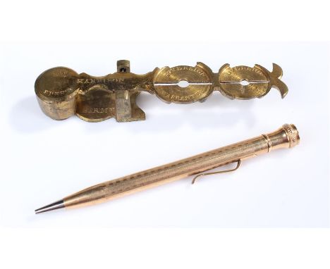 A set of miniature scales and a retractable pencil, (2) 