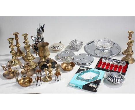 Mixed lot of brass and metal wares, to include Oneida forks, candlestick holders, and egg cups (qty) 