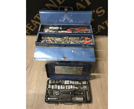 1 METAL TOOL BOX & TOOLS