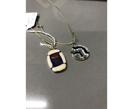 18CT GOLD BALE ON OPAL PENDANT ON SILVER GILT CHAIN & SILVER GILT PENDANT & CHAIN