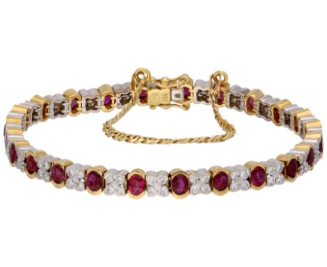 No Reserve - 14K Bicolour gold tennis bracelet with natural ruby ​​and diamond. Set with 24 oval faceted natural rubies of ap