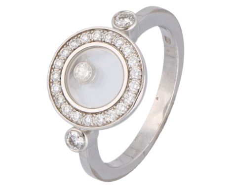 No Reserve - Chopard 18k white gold happy diamonds ring set with approx. 0.31 ct. diamond. Set with 24 brilliant cut diamonds