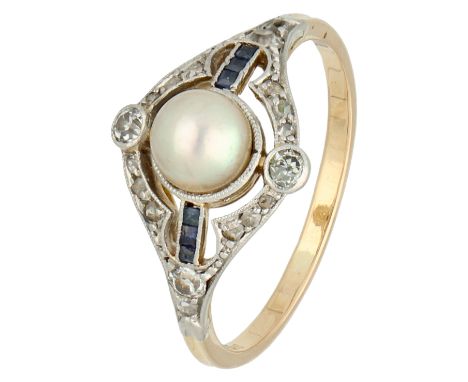 No Reserve - 18K Gold/platinum Art Deco ring set with cultured pearl and diamond. Set with a cultured pearl (Ø 5.5 mm), 4 Old