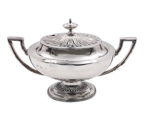 Edwardian twin handled sucrier, of plain oval form, the lid with embossed sugar cane leaves and urn shaped finial, upon confo