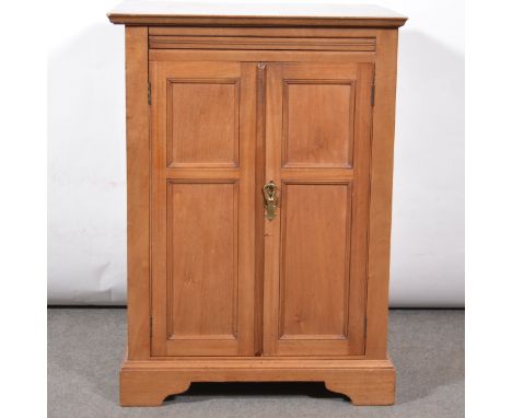 Edwardian walnut cupboard, rectangular top, two panelled doors enclosing a shelf, bracket feet, width 56cm, depth 47cm, heigh