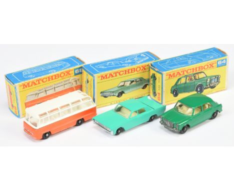Matchbox Regular Wheels group (1) 31c Lincoln Continental - sea green body, clear windows, ivory interior, bare metal base wi