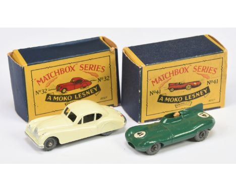 Matchbox Regular Wheels Jaguar pair (1) 32a Jaguar XK140 - off white body with silver &amp; red trim, matt black base, type A