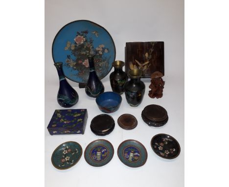 Cloisonné and a Japanese box, various pieces including two pairs of Dragon decorated vases and a floral decorated rectangular