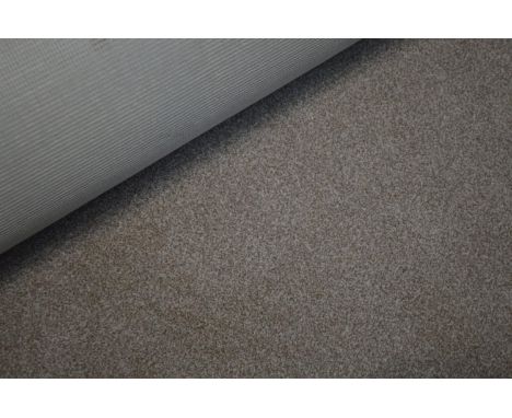 A NEW BEIGE CARPET ROLL, 5m x 4m