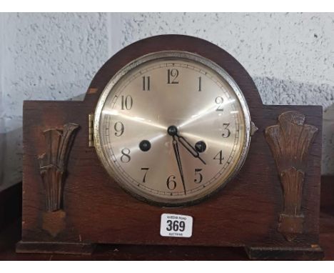 OAK CASED MANTEL CLOCK WITH PENDULUM
