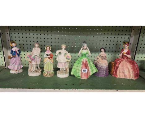 SHELF OF CHINA FIGURES