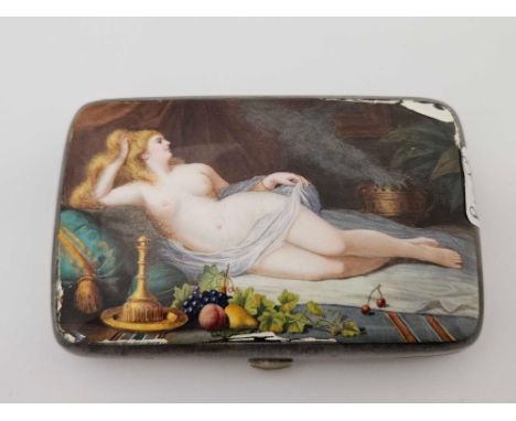 SILVER CIGAR CASE WITH ENAMEL COAT OF ARMS & RECLINING LADY, ENAMEL RUBBED ON CORNER & MOTTO CERTUM PETE FINEM MEMORIAL ARMS 