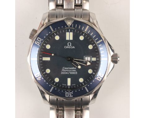 An Omega Seamaster Professional steel large size gentleman's bracelet wristwatch with signed 1538 caliber quartz movement, th