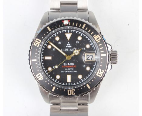 A U-Blast Shark Automatico 200 Metri stainless steel cased gentleman's bracelet wristwatch, the signed black dial with date a