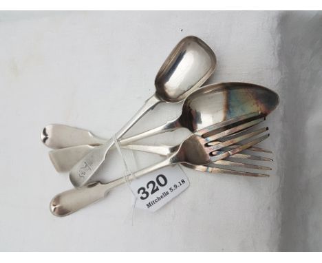 4 Pieces of English Silver – pair of small forks, 1 x Geo. dessert spoon & a single spoon (4)