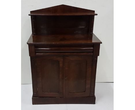 William IV mahogany Chiffonier, the raised and pointed gallery having a shelf, over 2 panelled doors enclosing shelves, 31”w 