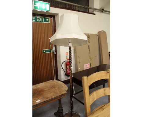 Twist standard lamp & shade