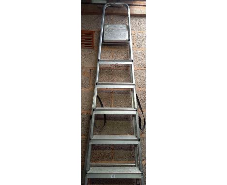 5 STEP ALUMINIUM STEP LADDER