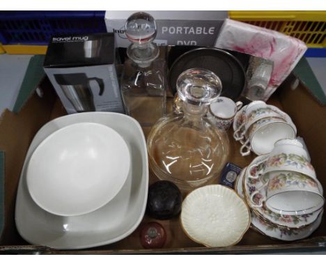 A good mixed lot to include a quantity of Royal Albert ceramic tableware decorated in the Paragon Country Lane pattern also i