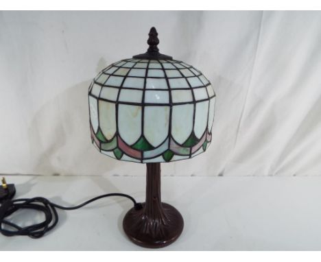 A good quality Tiffany style table lamp, 37cm (h) - This lot MUST be paid for and collected, or delivery arranged, no later t