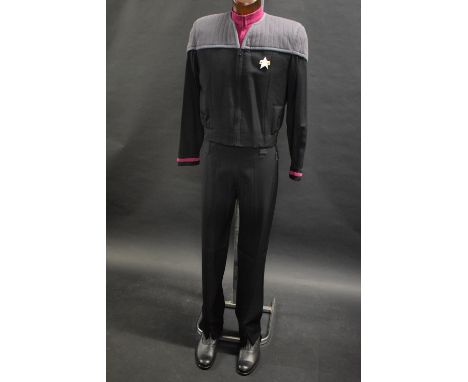 Star Trek X , Nemesis  Movie - Starfleet  Costume, Captain Picard Stunt Double     Worn by various stunt performers playing t
