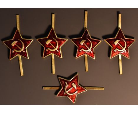 Movie Props - James Bond - Goldeneye - five prop Russian cap badges