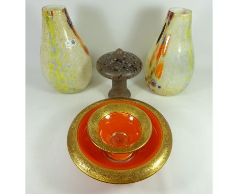Pair of Venetian type glass vases, Art glass toadstool and two orange and gilt glass rose bowls (5)   Condition Report   Clic