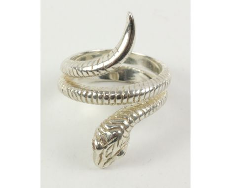 Snake ring stamped 925   Condition Report   Click here for further images, condition, auction times & delivery costs