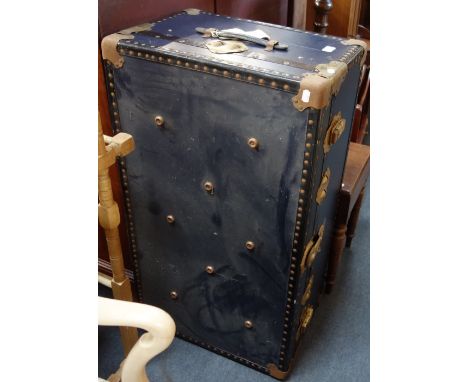 A LARGE VINTAGE BLUE CABIN TRUNK